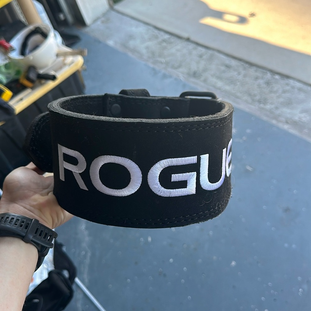 Rogue lifting belt